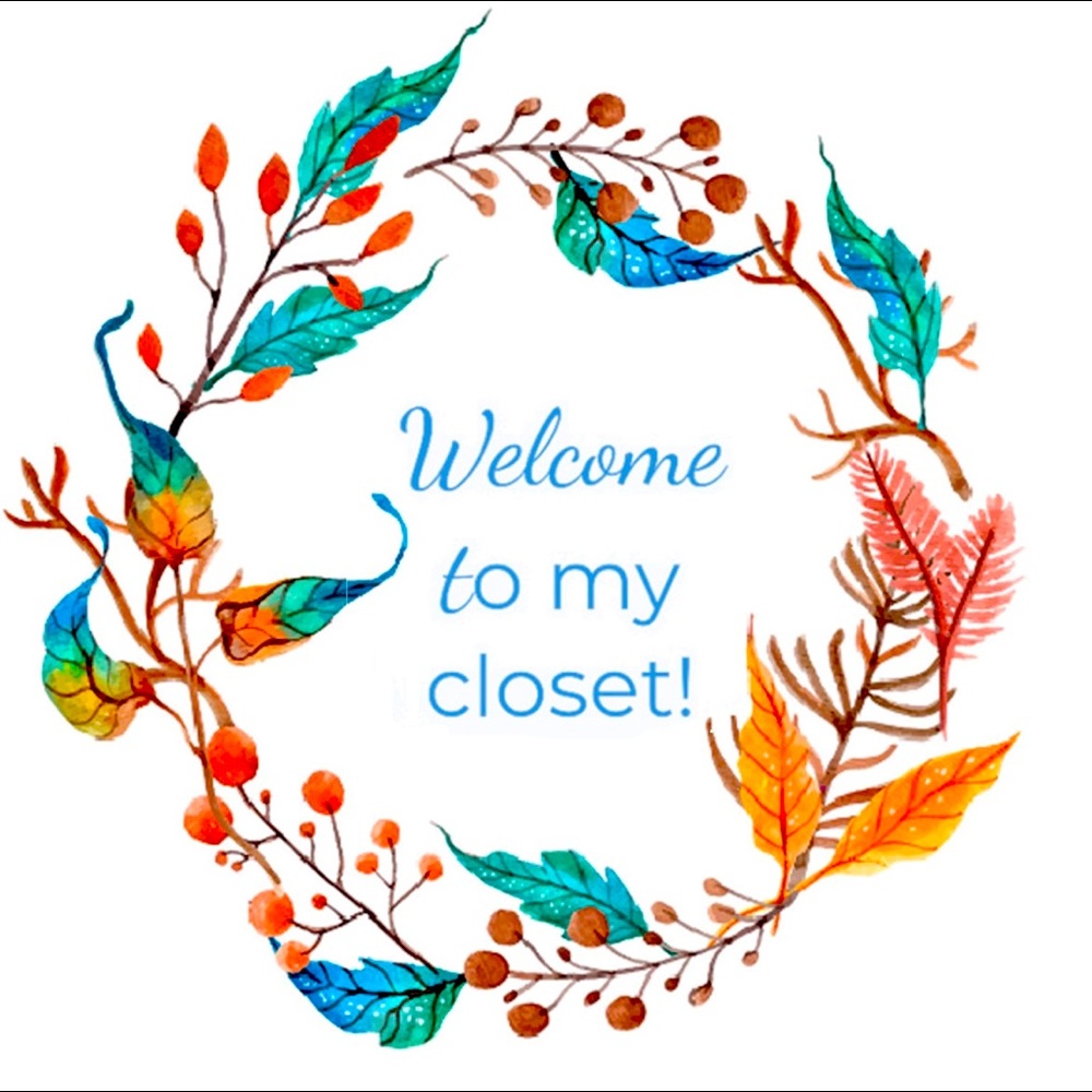 Welcome to my closet! Happy shopping 🛍